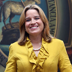 Carmen Yul&iacute;n Cruz Soto